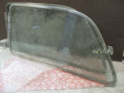 Austin A40 avattavat takasivulasit