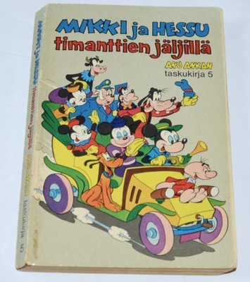 Aku Ankan taskukirja 5 Mikki ja Hessu timanttien jäljillä