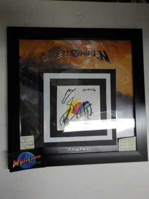 HELLOWEEN - SKYFALL "SS" LP + NIMMARIT KEHYKSISSÄ