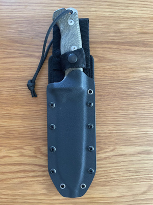 Lionsteel M7 selviytymispuukko