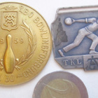 2 VANHAA Mitalia TKL Keilailuliitto Turku 1950-l - pikkukuva 1