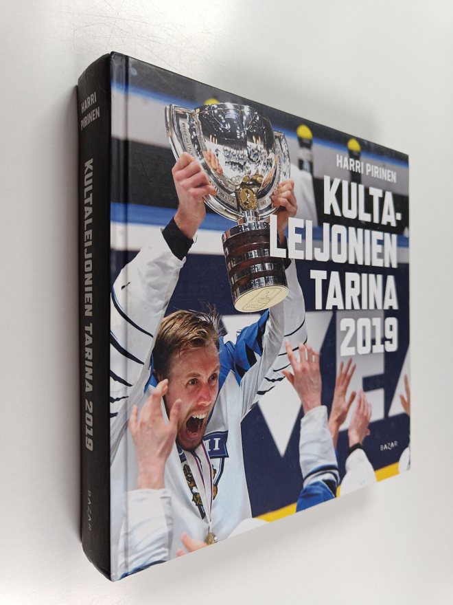 Harri Pirinen : Kultaleijonien tarina 2019