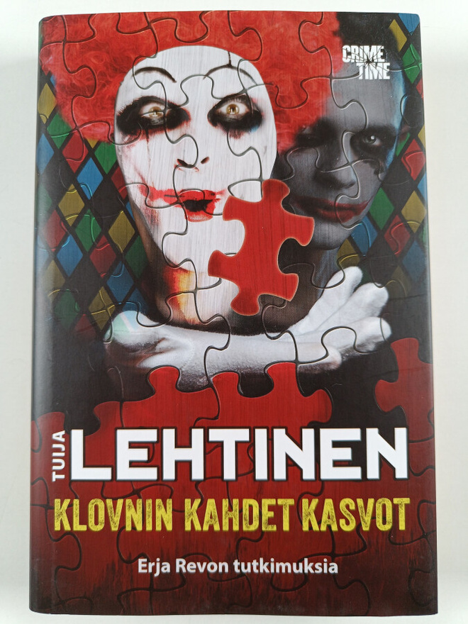 Tuija Lehtinen : Klovnin kahdet kasvot