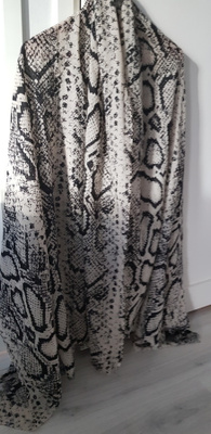 By Malene Birger Phytani Scarf Huivi / Hartiahuivi