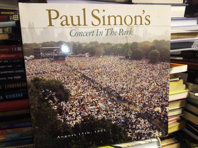 2LP Paul Simon's Concert in the Park ( SIS POSTIKULU)