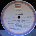 THE SINGLES :: 8-ARTISTS 16-SONGS :: VINYYLI LP :: 1981 - pikkukuva 5