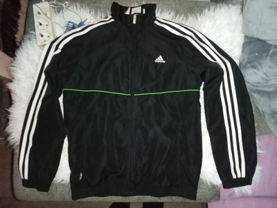 Adidas tuulitakki