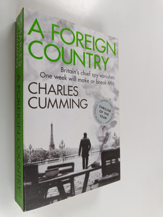 Charles Cumming : A Foreign Country