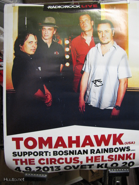 TOMAHAWK KEIKKAJULISTE MIKE PATTONIN NIMIKIRJOITUKSELLA