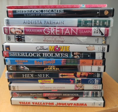 Pino DVD:itä (myös erikseen)