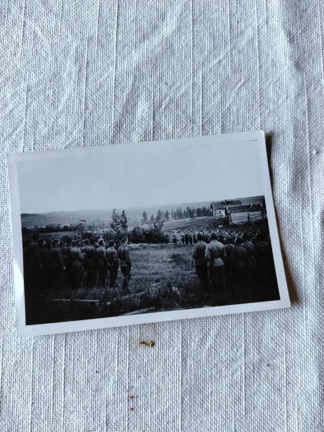 sanarivainajan mustotilaisuus