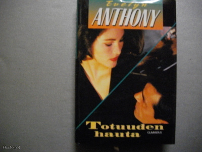 Evelyn Anthony: Totuuden hauta (12.11)