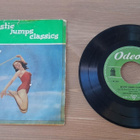 Earl Bostic And His Orchestra – Bostic Jumps Classics - pikkukuva 1