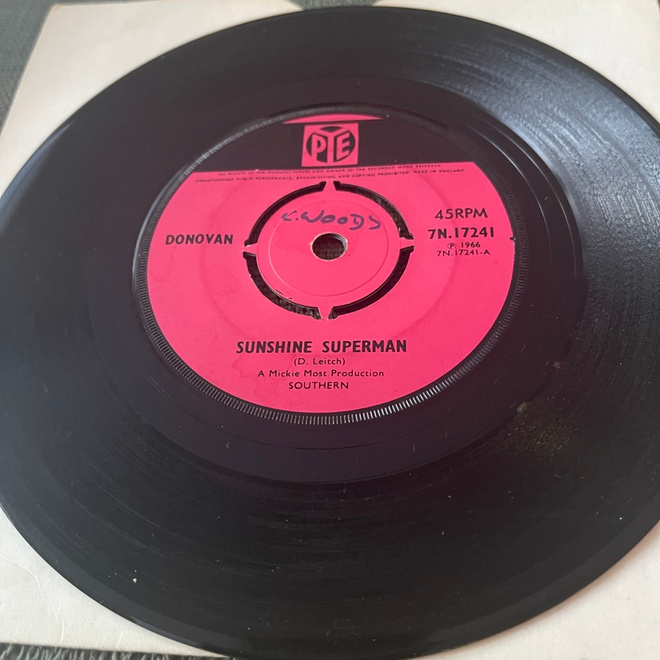 DONOVAN: Sunshine Superman * The Trip * UK 1966