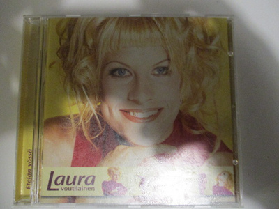 CD LAURA VOUTILAINEN ETELÄN YÖSSÄ