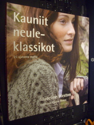 Madeline  Weston : Kauniit neuleklassikot (Sis.postikulut )