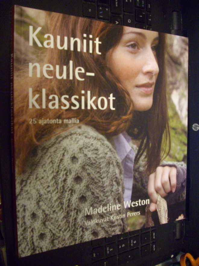 Madeline  Weston : Kauniit neuleklassikot (Sis.postikulut )