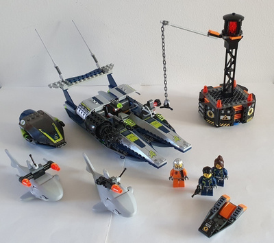 LEGO #8633 – Agents – Speedboat Rescue