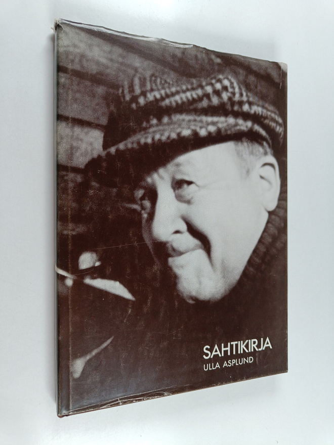 Ulla Asplund : Sahtikirja