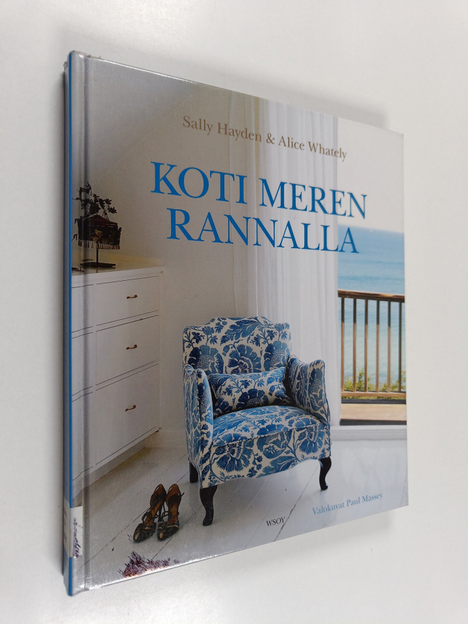 Sally Hayden : Koti meren rannalla