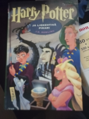 Harry Potter ja liekehtivä pikari
