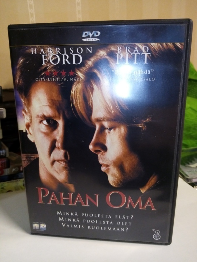 DVD :  PAHAN OMA ( SIS POSTIKULU )