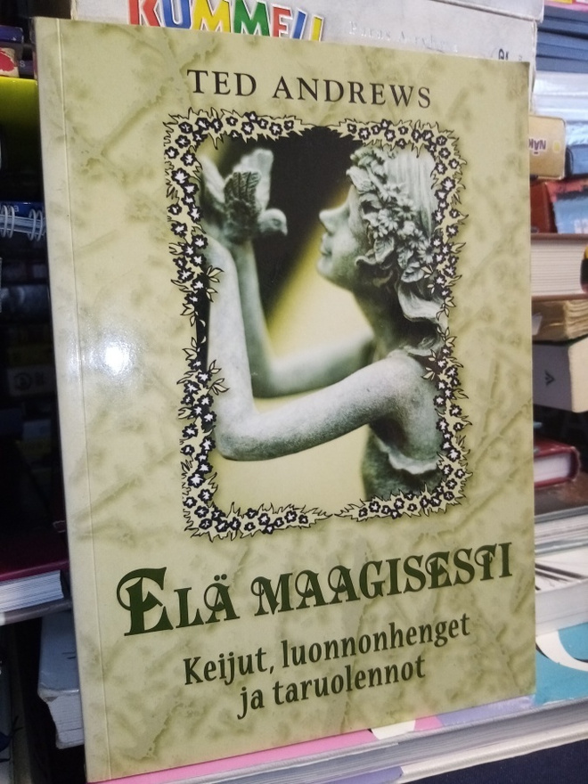 Andrews :  Elä maagisesti ( SIS POSTIKULU)