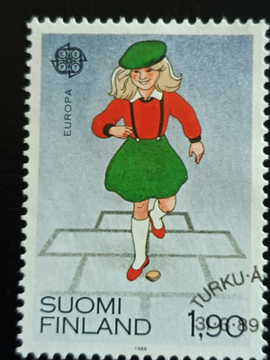 -89 Lasten leikit EP-leimattu