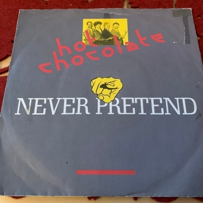 HOT CHOCOLATE: Never Pretend * Version *SCAN 1988