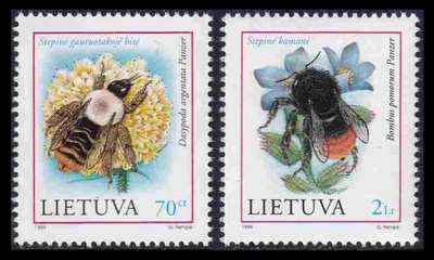 Liettua 698-9 ** Pölyttäjiä (1999)