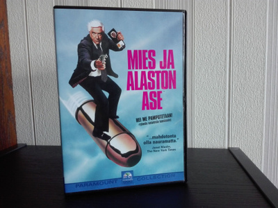 Mies Ja Alaston Ase