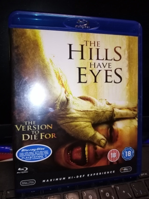 BLU-RAY THE HILLS HAVE EYES ( SIS POSTIKULU)