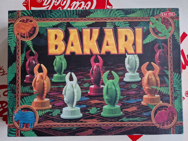 Bakari  lautapeli. Tactic