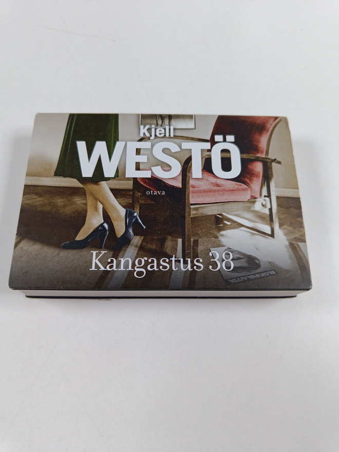 Kjell Westö : Kangastus 38 (miki-kirja)