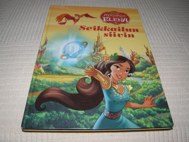Disney Avalorin Elena Seikkailun siivin