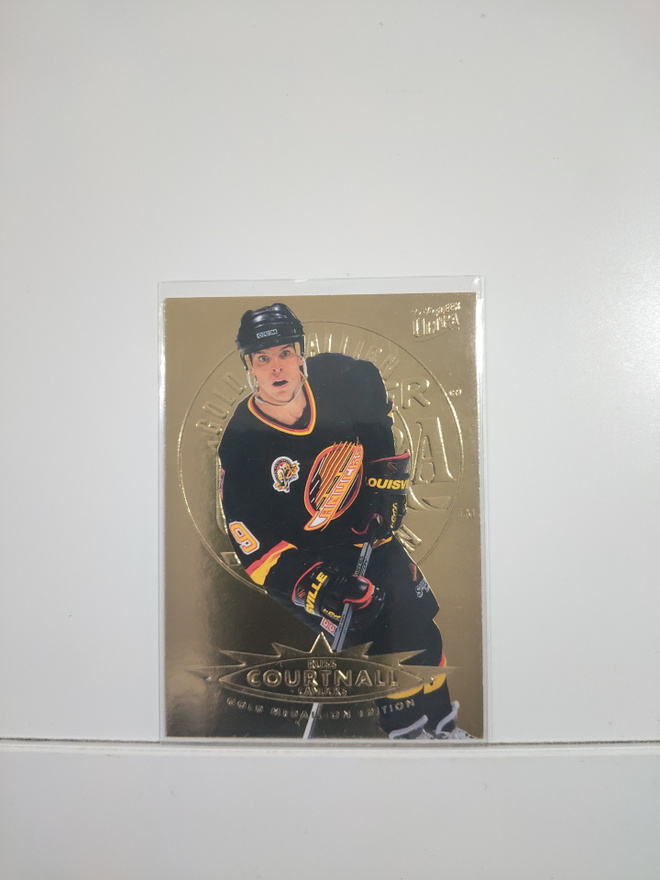 1995-96 Ultra Gold Medallion #168 Russ Gourtnall
