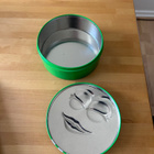 Vihreä M&M pyöreä purkki - pikkukuva 3