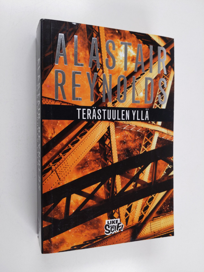 Alastair Reynolds : Terästuulen yllä