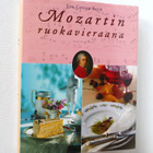 Eva Gesine Baur:  Mozartin ruokavieraana - pikkukuva 1