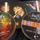 Buffy Sainte-Marie: Running for the Drum cd + dvd (2009) - pikkukuva 3