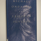 Michael Ondaatje : Leijonan puvussa - pikkukuva 1