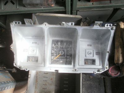 Chevy vanin mittaristo