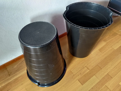 2 kpl Ikean jakkaroita / säilytystötteröitä