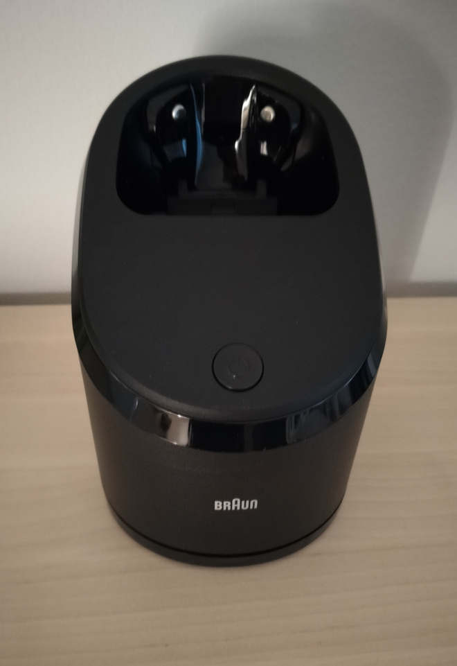 Braun SmartCare Center 5-in-1 puhdistus- ja latausasema