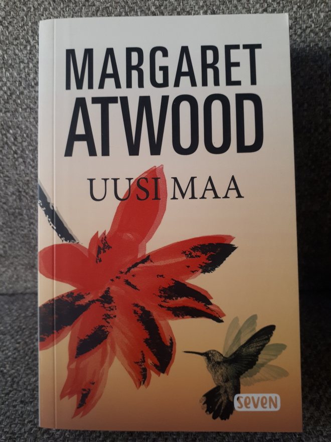 Margaret Atwood: Uusi maa -pokkari-