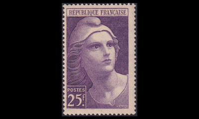 Ranska 704 ** Iso Marianne 25 Fr (1945)