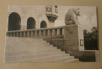 Helsinki, Kansallismuseon pääsisäänkäynti p. 1915 + sensuuri