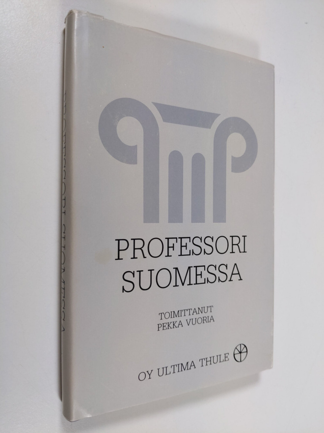 Pekka (toim.) Vuoria : Professori Suomessa (tekijän omiste)