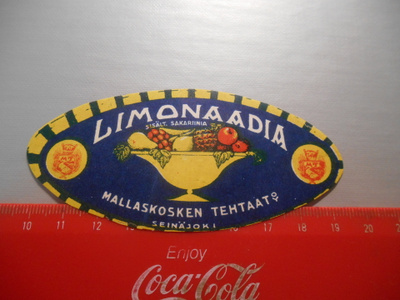 Limonaadia Mallaskosken Tehtaat Seinäjoki etiketti