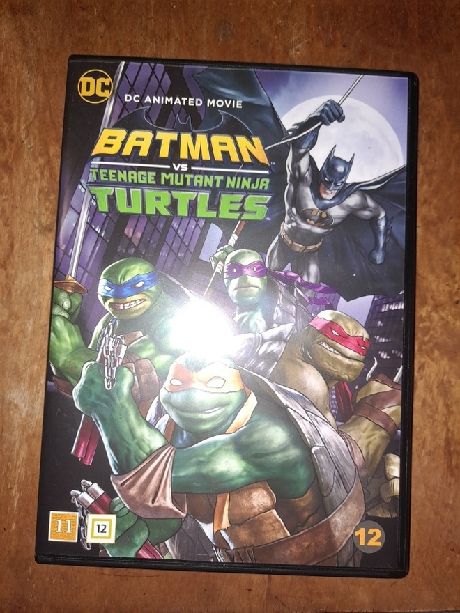DVD Turtles Teenage Mutant Ninja vs Batman